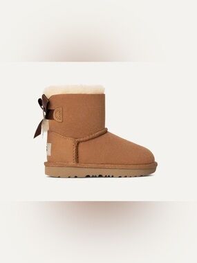 UGG Mini Bailey Bow I| Boot Chestnut 13